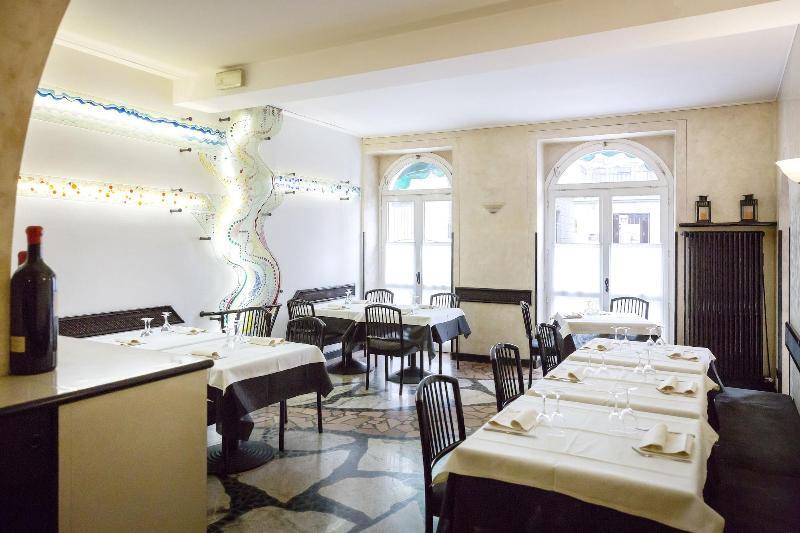 Hotel Montecodeno Varenna Bagian luar foto