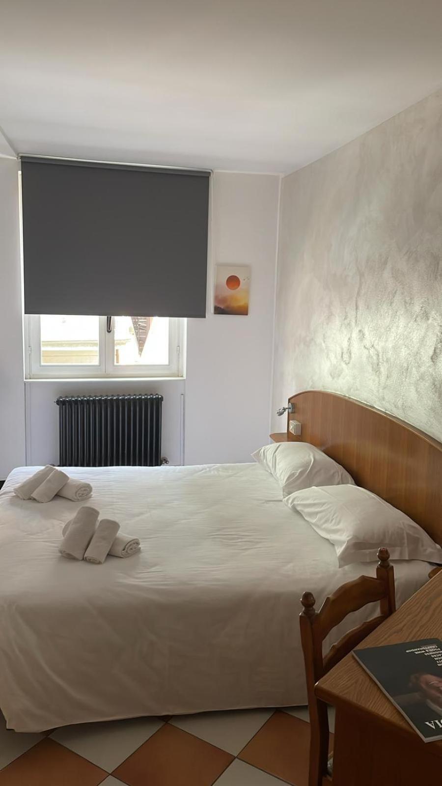 Hotel Montecodeno Varenna Bagian luar foto