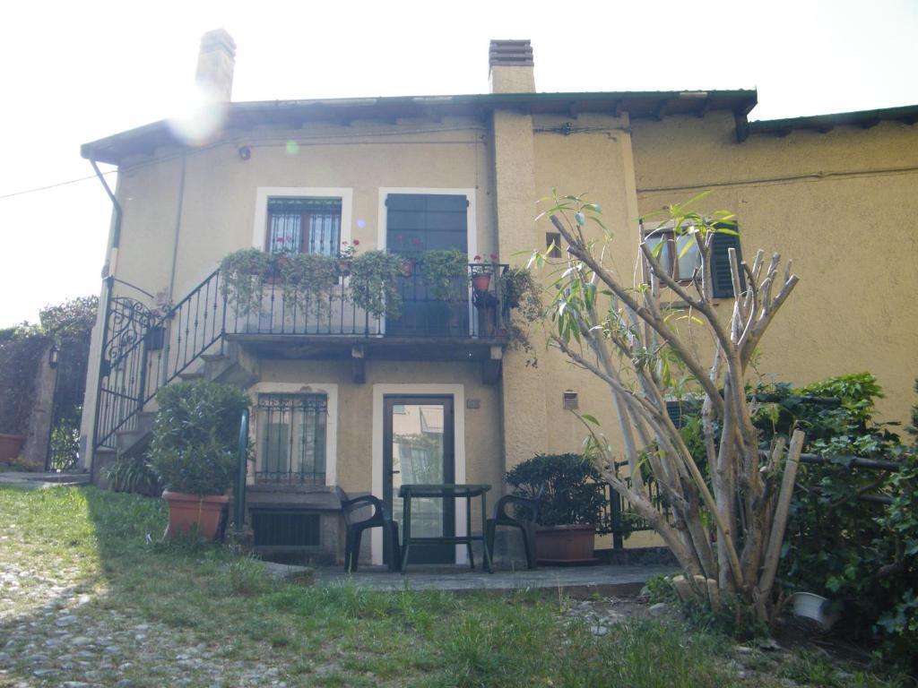 Hotel Montecodeno Varenna Bagian luar foto