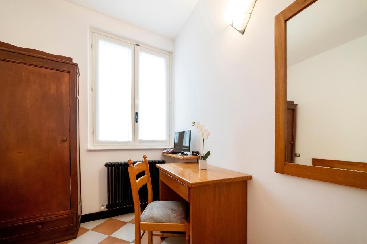 Hotel Montecodeno Varenna Bagian luar foto